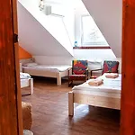 Vila Veselova, City Center Ostello