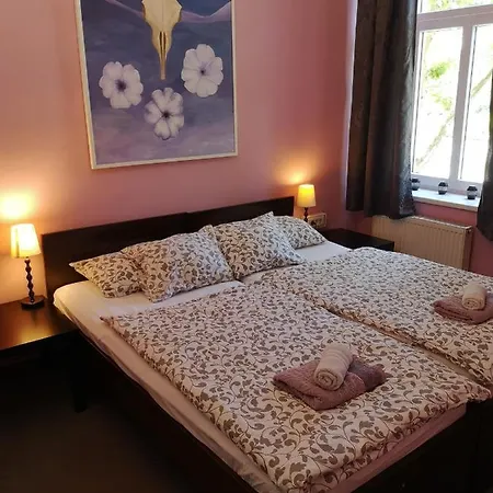 Hostel Vila Veselova, City Center Λιουμπλιάνα