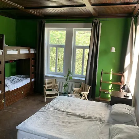 Hostel Vila Veselova, City Center *