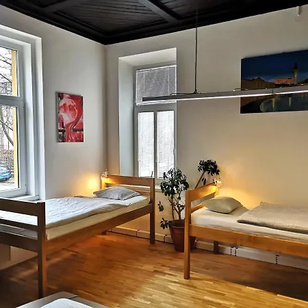 Hostel Vila Veselova, City Center