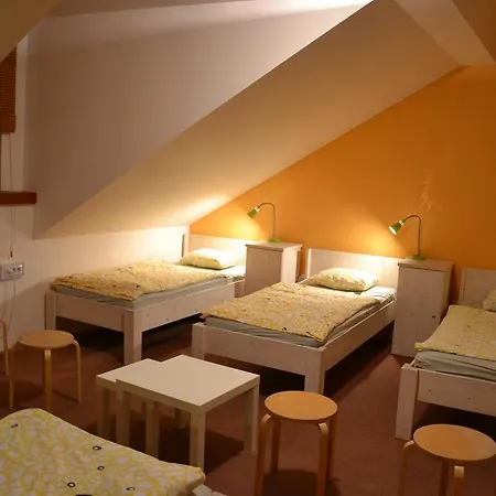 Vila Veselova, City Center