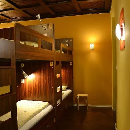 Hostel Vila Veselova, City Center *